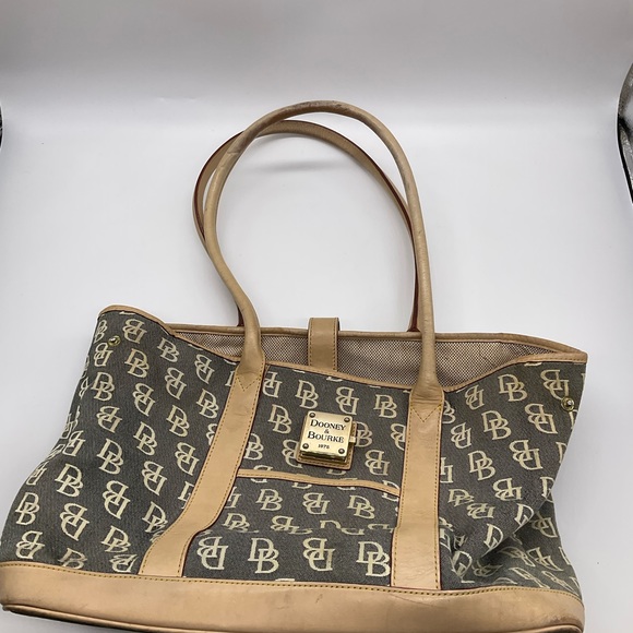 DOONEY AND BOURKE SHOULDER BAG - Picture 10 of 12